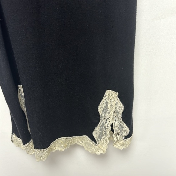 VICTORIA’S SECRET  Women's Lace Pyjamas, Size S/P - Picture 2 of 7